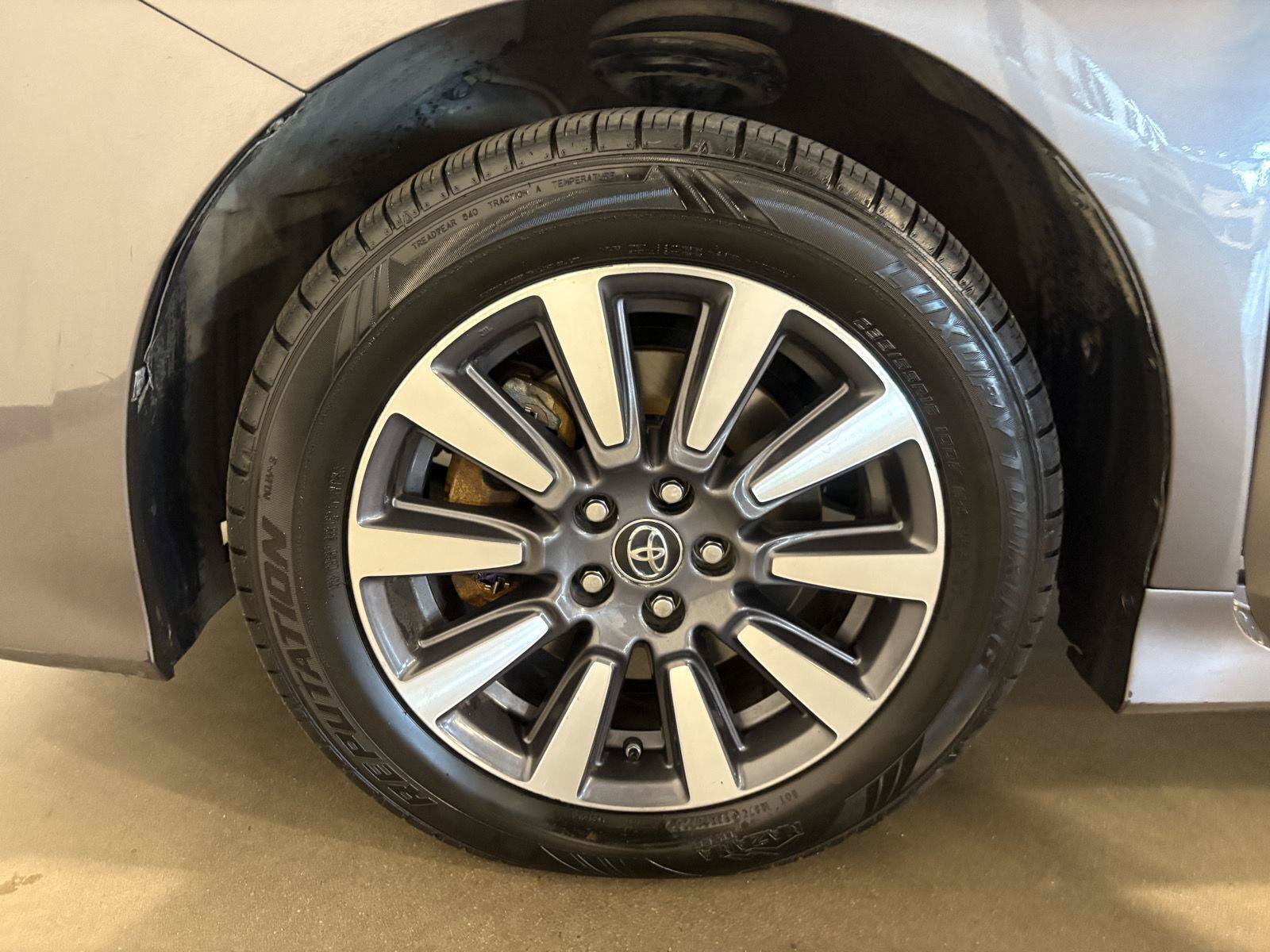 Used 2018 Toyota Sienna XLE Premium w/ Carpet Mat Package AWD/4WD image 56