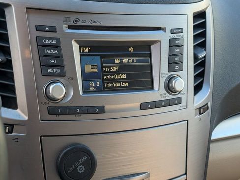 Used 2014 Subaru Outback 2.5i Premium image 21