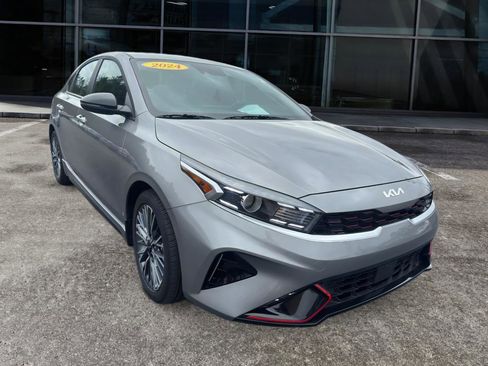 Used 2024 Kia Forte GT-Line w/ GT-Line Premium Package image 3