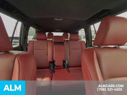 Used 2023 Lexus GX 460 Premium w/ Premium Package image 30