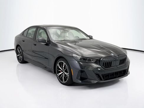 New 2027 BMW 530i w/ M Sport Package RWD image 3