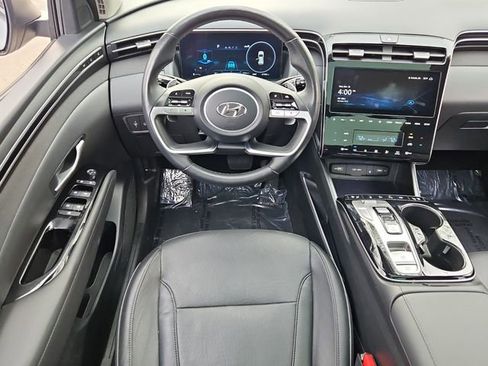 Used 2023 Hyundai Tucson Limited image 15