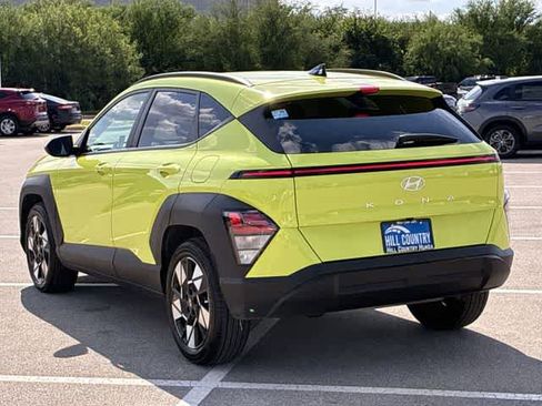 Used 2024 Hyundai Kona SEL FWD image 4