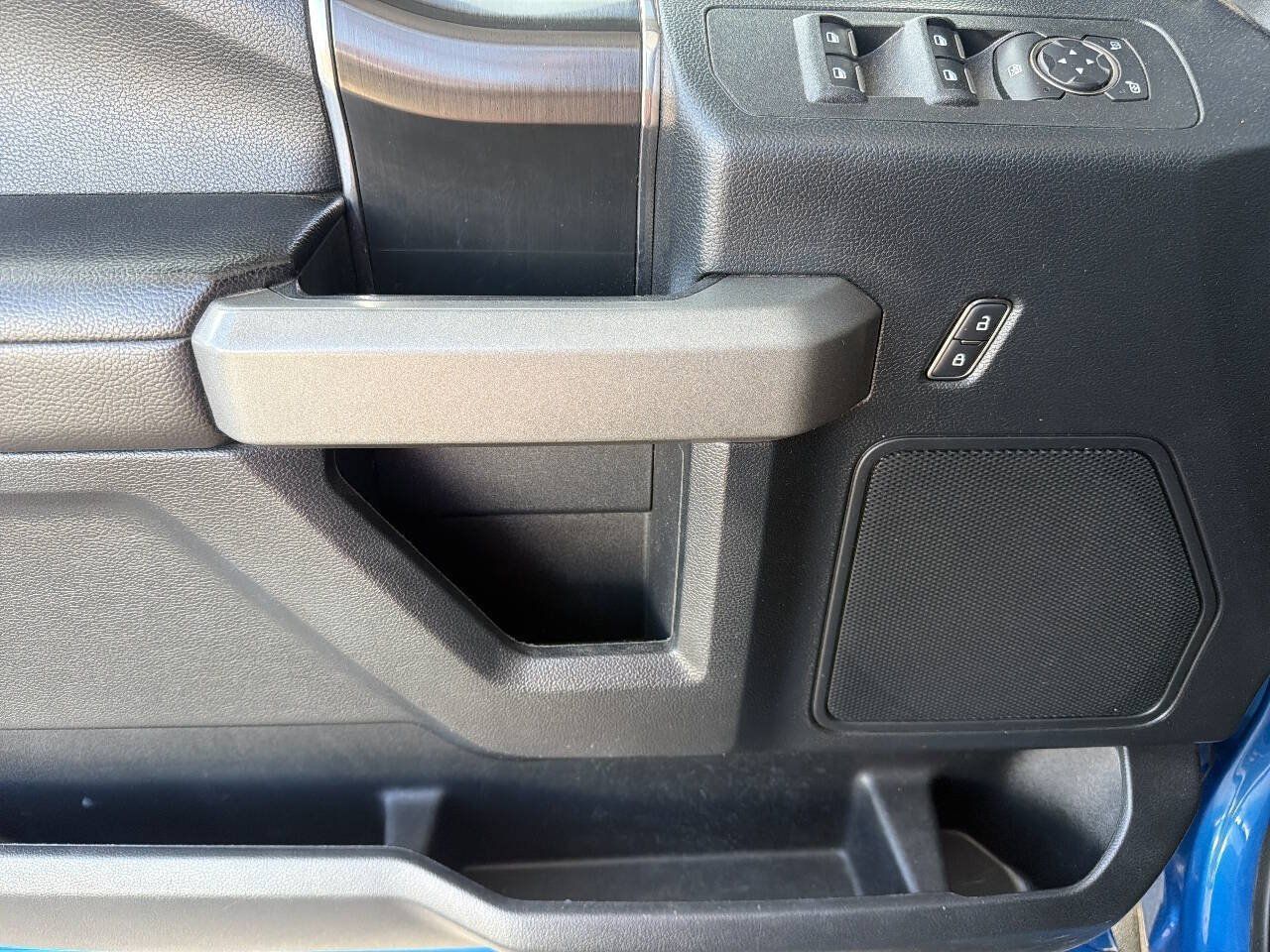 Used 2019 Ford F150 Raptor AWD/4WD image 33