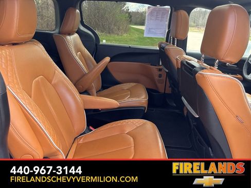 Used 2022 Chrysler Pacifica Pinnacle image 42