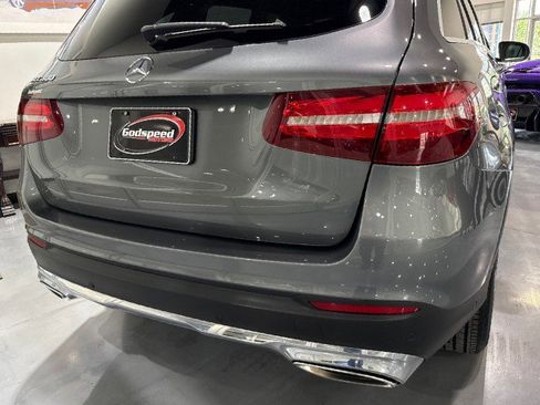 Used 2018 Mercedes-Benz GLC 300 w/ Multimedia Package image 41