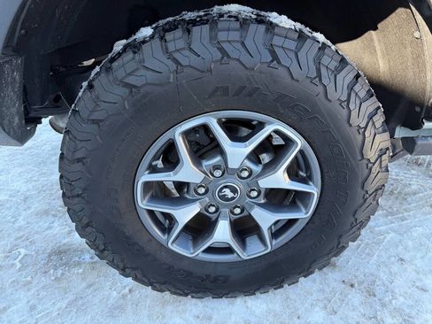 Used 2024 Ford Bronco Badlands image 46