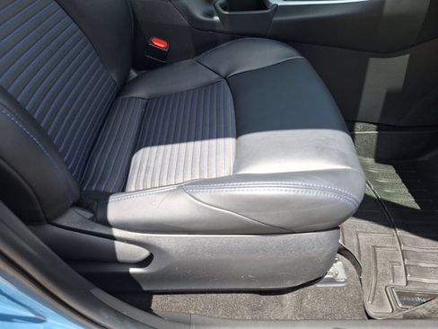 Used 2023 Toyota RAV4 XSE AWD/4WD image 32