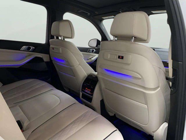 Used 2020 BMW X5 sDrive40i w/ M Sport Package RWD image 76
