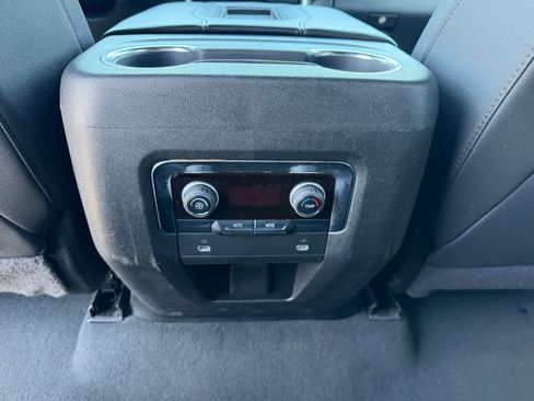 Used 2024 Chevrolet Tahoe LT AWD/4WD image 18
