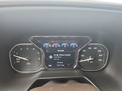 Used 2021 GMC Yukon XL SLT image 6