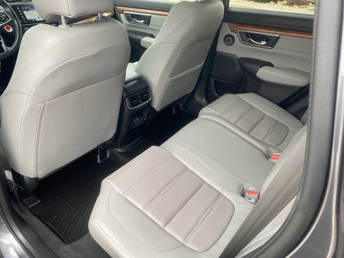 Used 2020 Honda CR-V Touring image 19