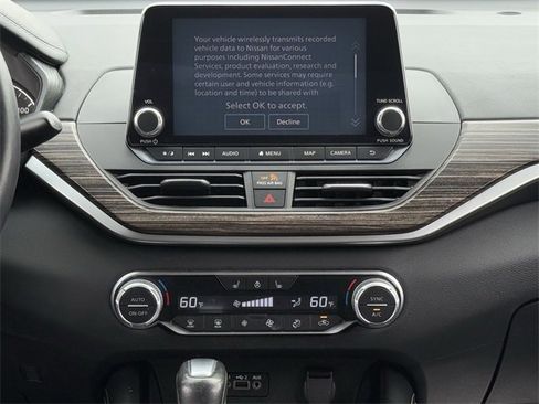 Used 2020 Nissan Altima 2.5 Platinum image 17