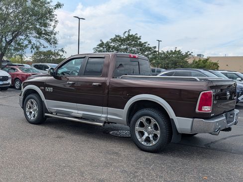 Used 2015 RAM 1500 Laramie w/ Convenience Group AWD/4WD image 3