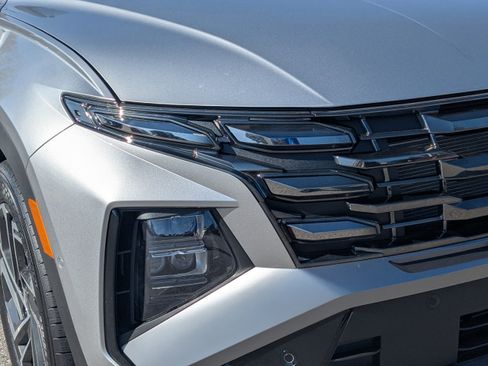 New 2026 Hyundai Tucson Limited FWD image 11