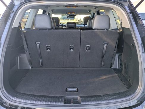 Used 2024 Kia Telluride LX image 11