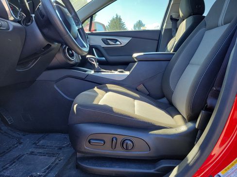 Used 2023 Chevrolet Blazer LT image 16