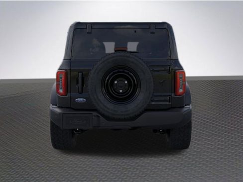 New 2026 Ford Bronco Outer Banks w/ Black Appearance Package AWD/4WD image 5