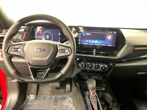 New 2026 Chevrolet Trax RS w/ Sunroof Package image 16