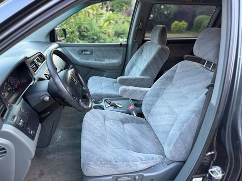 Used 2004 Honda Odyssey EX image 11