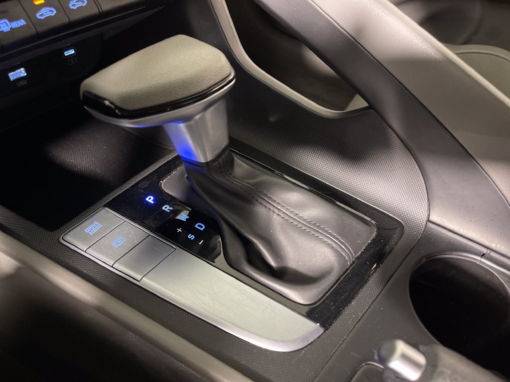Certified 2024 Hyundai Elantra SEL FWD image 25