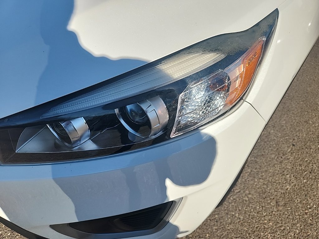 Used 2018 Kia Sorento FWD image 5