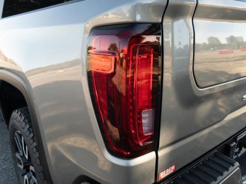 Used 2024 GMC Sierra 1500 AT4 w/ Technology Package image 40