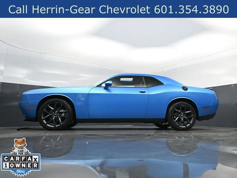 Used 2023 Dodge Challenger SXT w/ Blacktop Package image 39