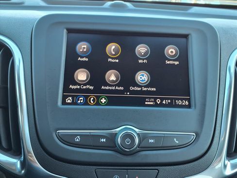 Used 2024 Chevrolet Equinox LT image 3