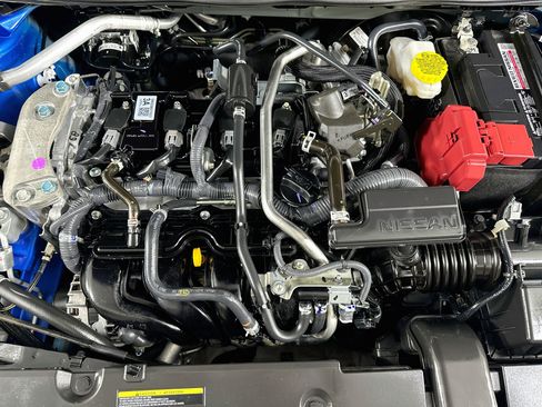 Used 2025 Nissan Sentra SV FWD image 31