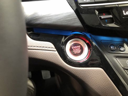 Used 2026 Honda Odyssey Elite image 31