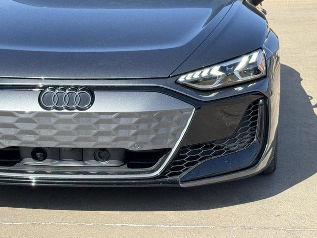 Used 2025 Audi RS e-tron GT performance w/ 21" Wheel Package AWD/4WD image 10