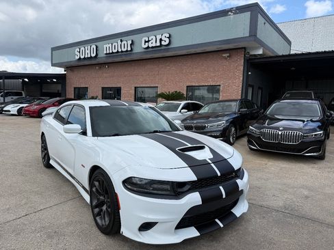 Used 2020 Dodge Charger Scat Pack RWD image 6