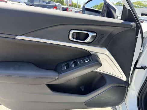 Used 2025 Acura Integra FWD image 23