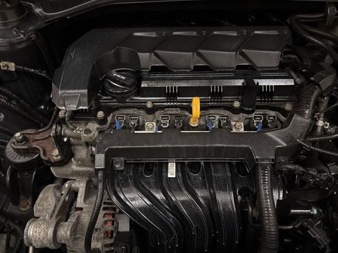 Used 2020 Hyundai Venue SEL FWD image 22