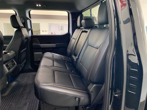 New 2026 Ford F250 Lariat w/ Black Appearance Package AWD/4WD image 9