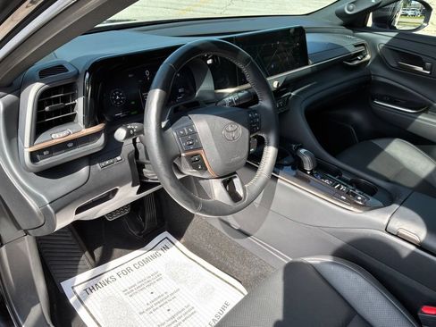 Used 2024 Toyota Crown w/ Advanced Technology Package AWD/4WD image 12