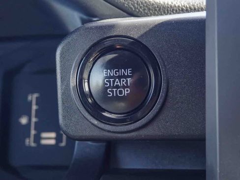 Used 2024 Toyota Tacoma SR5 image 21