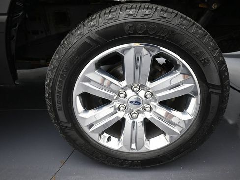 Used 2020 Ford F150 XLT w/ Equipment Group 302A Luxury AWD/4WD image 35