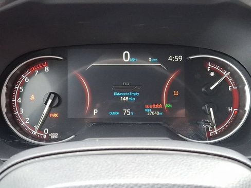 Certified 2025 Toyota RAV4 XLE FWD image 22