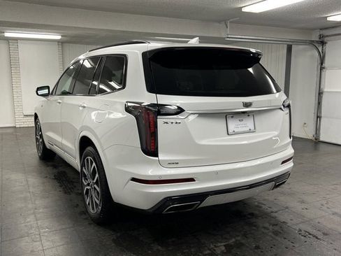 Certified 2021 Cadillac XT6 Sport image 3