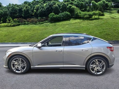 Used 2023 Genesis GV60 Performance image 5