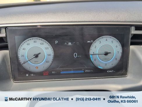 Certified 2022 Hyundai Tucson Limited w/ Cargo Package AWD/4WD image 7