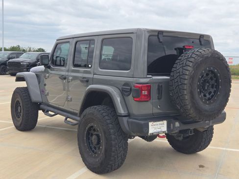 Used 2018 Jeep Wrangler Unlimited Rubicon AWD/4WD image 6