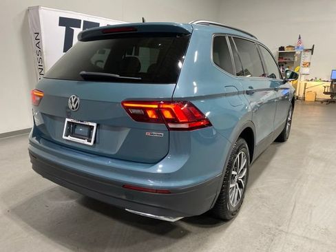 Used 2019 Volkswagen Tiguan SE w/ Panoramic Sunroof Package AWD/4WD image 7