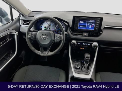 Used 2021 Toyota RAV4 LE AWD/4WD image 26