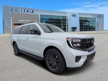 New 2026 Ford Expedition Max Platinum w/ Stealth Appearance Package
