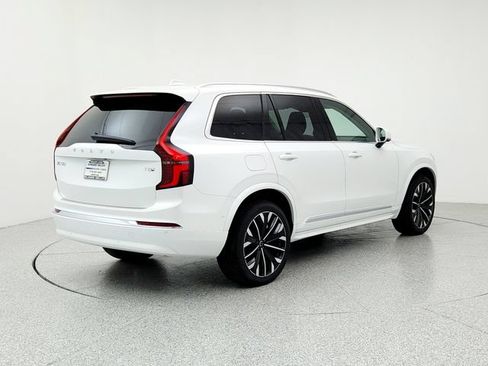 New 2025 Volvo XC90 T8 Plus w/ Protection Package Premier AWD/4WD image 5