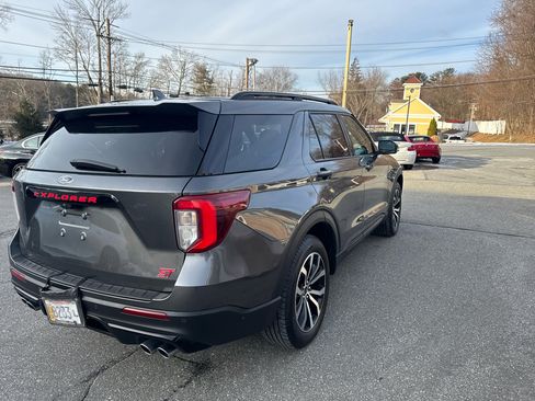 Used 2020 Ford Explorer ST image 8
