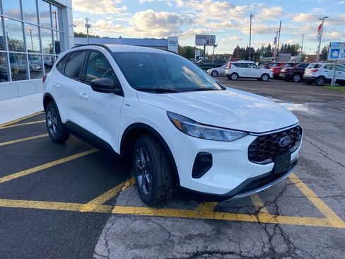 New 2025 Ford Escape ST-Line w/ Tech Pack #1 image 4